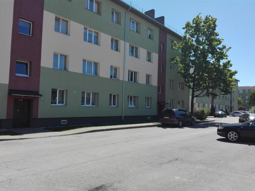 City Centre Apartaments Ventspils Extérieur photo